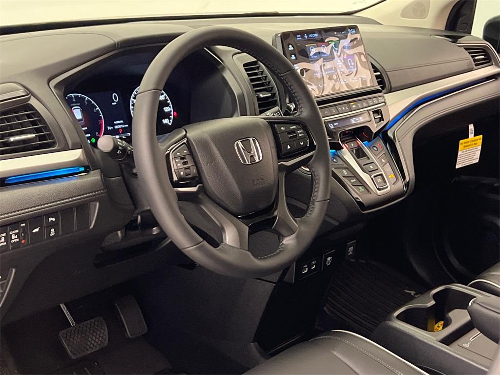 new 2025 Honda Odyssey car, priced at $46,717