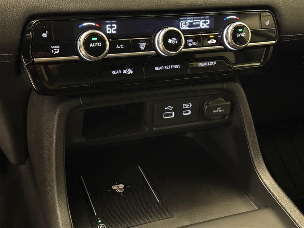 new 2025 Honda Pilot car, priced at $44,750
