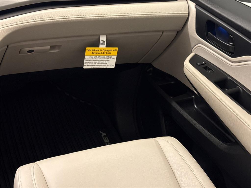 new 2025 Honda Odyssey car, priced at $41,679