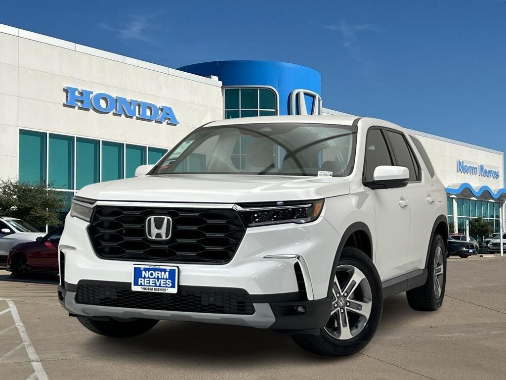 new 2025 Honda Pilot car, priced at $43,850