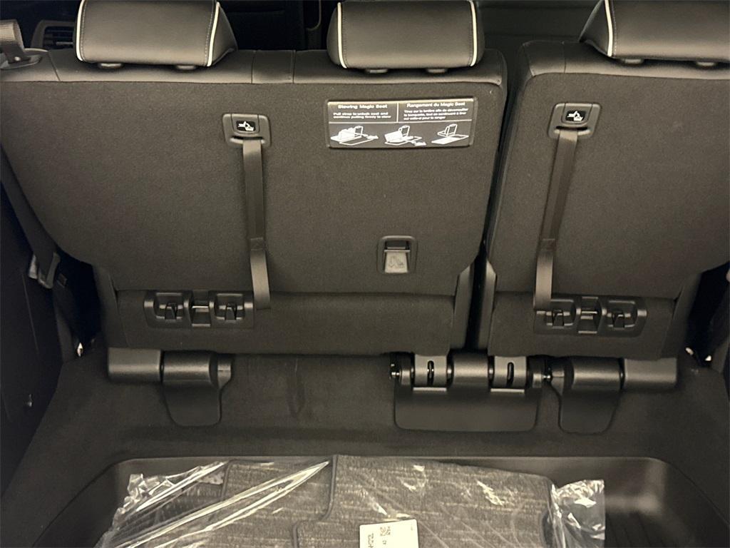new 2025 Honda Odyssey car, priced at $42,820