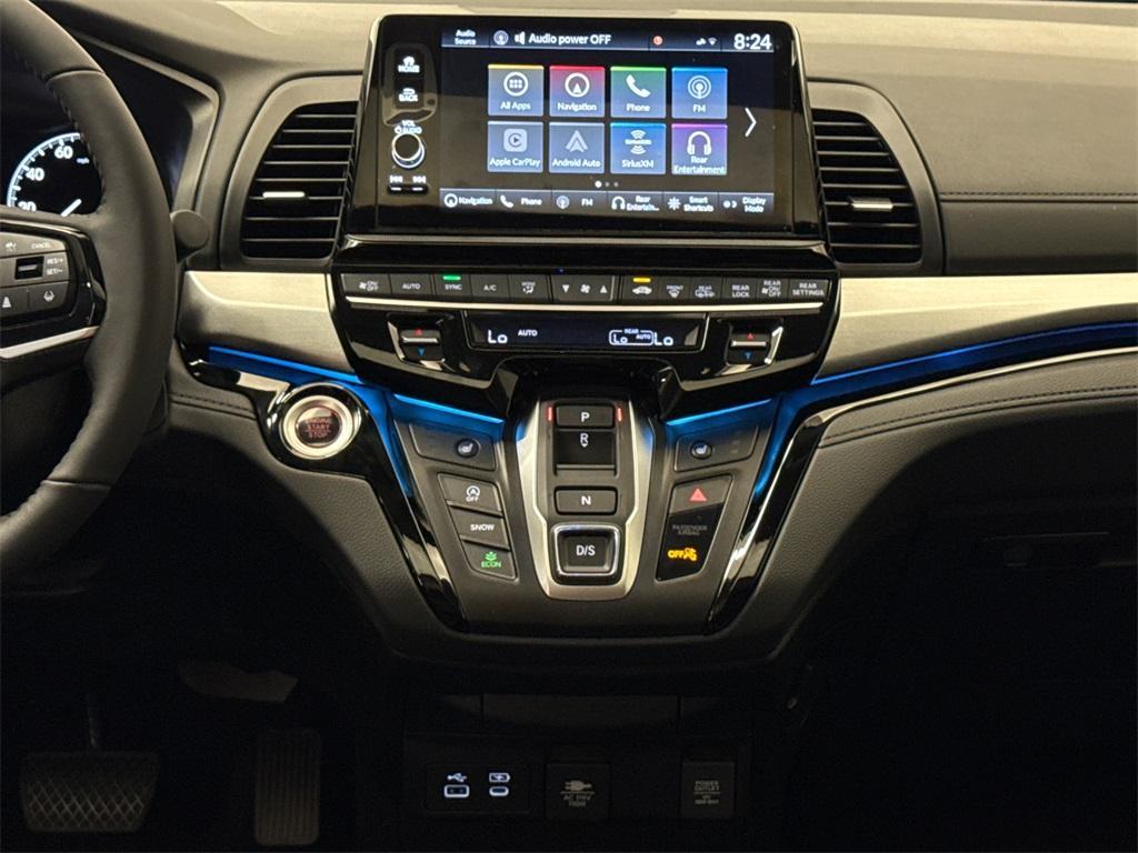 new 2025 Honda Odyssey car, priced at $42,820