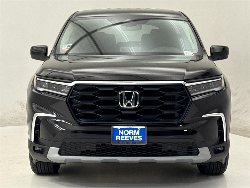 new 2025 Honda Pilot car, priced at $42,853