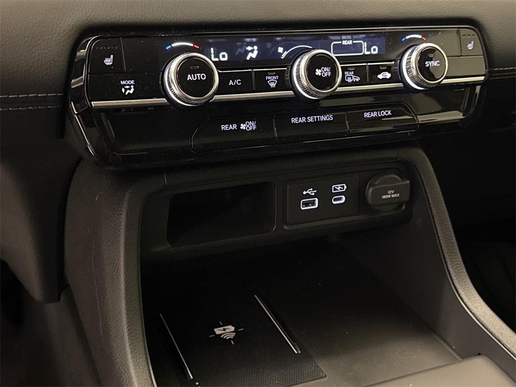new 2025 Honda Pilot car, priced at $42,853
