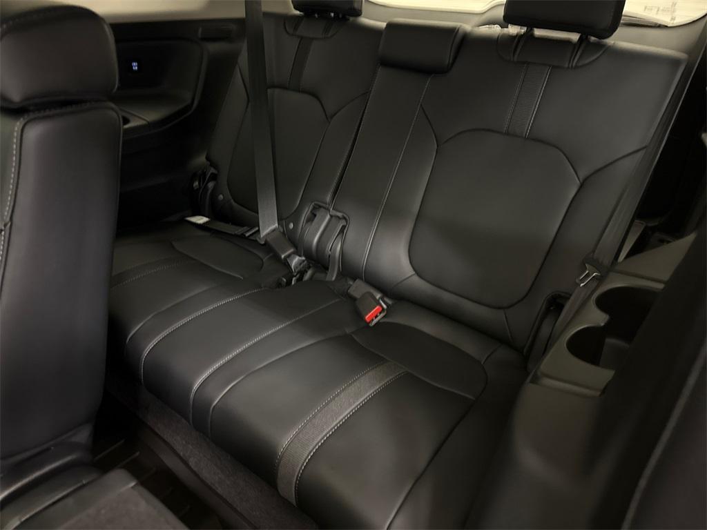 new 2025 Honda Pilot car, priced at $48,876