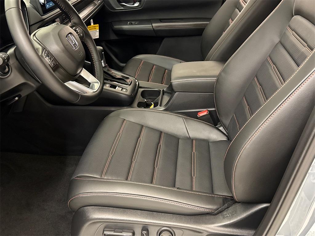 new 2026 Honda CR-V Hybrid car, priced at $40,630