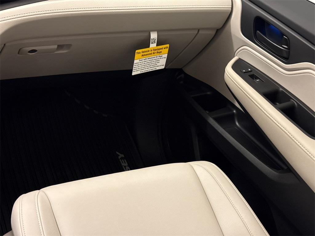 new 2025 Honda Odyssey car, priced at $41,679