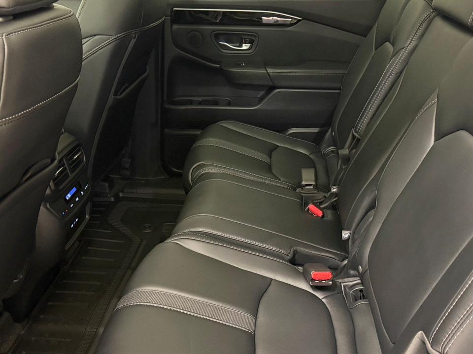 new 2025 Honda Pilot car, priced at $49,521