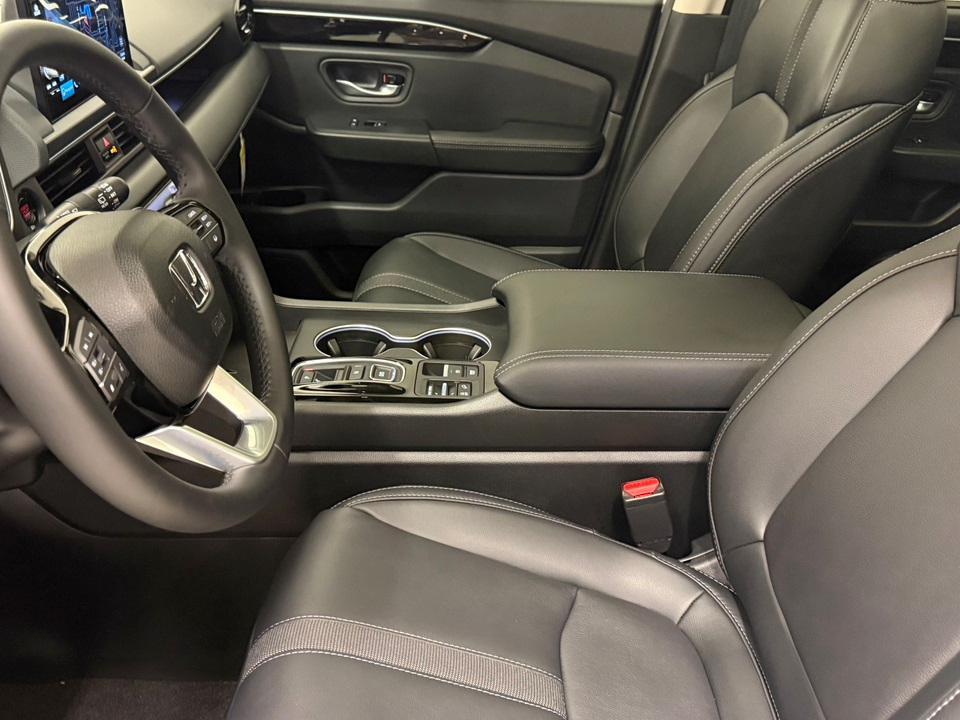 new 2025 Honda Pilot car, priced at $49,521