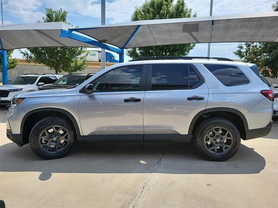 new 2025 Honda Pilot car, priced at $50,495