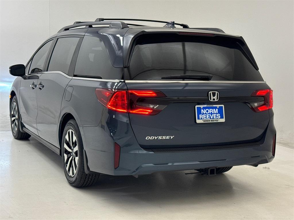 new 2025 Honda Odyssey car, priced at $42,091