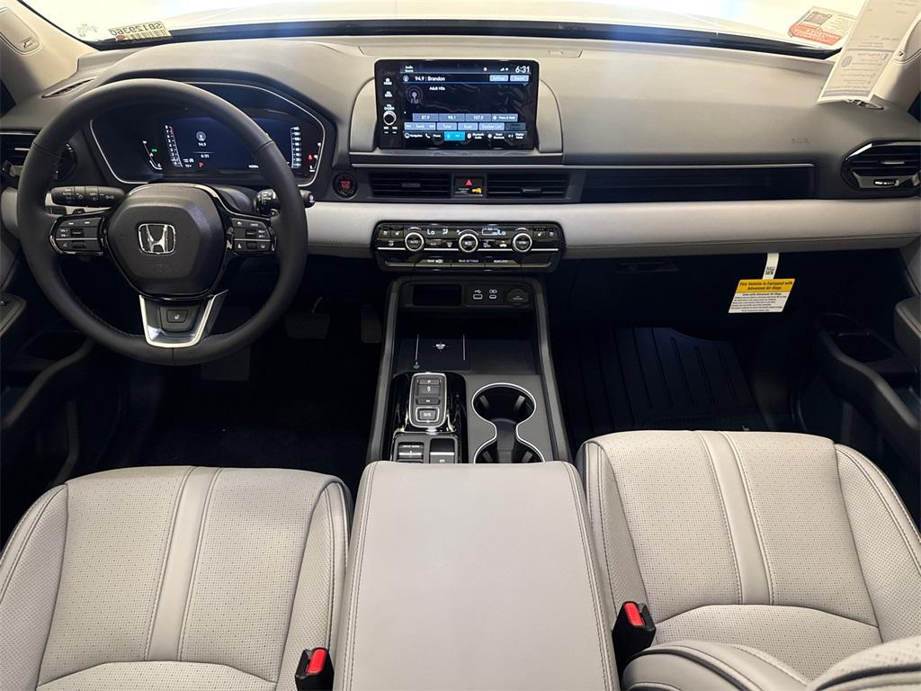 new 2025 Honda Pilot car, priced at $53,530