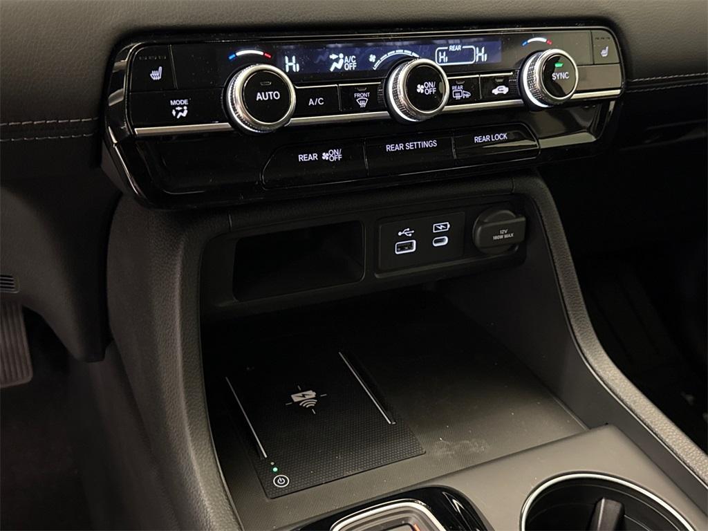 new 2025 Honda Pilot car, priced at $46,477