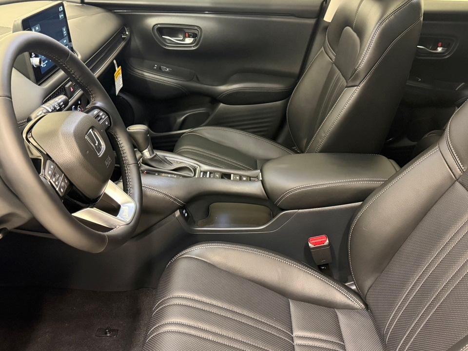 new 2026 Honda HR-V car, priced at $31,000