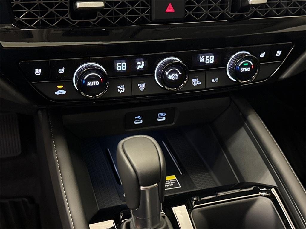 new 2025 Honda Accord Hybrid car, priced at $39,200