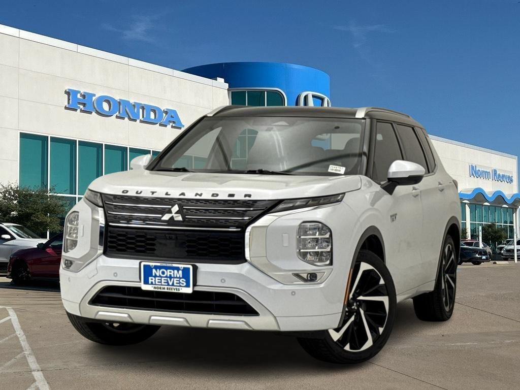 used 2023 Mitsubishi Outlander PHEV car, priced at $30,137