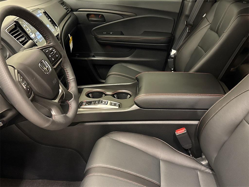 new 2025 Honda Ridgeline car, priced at $45,580