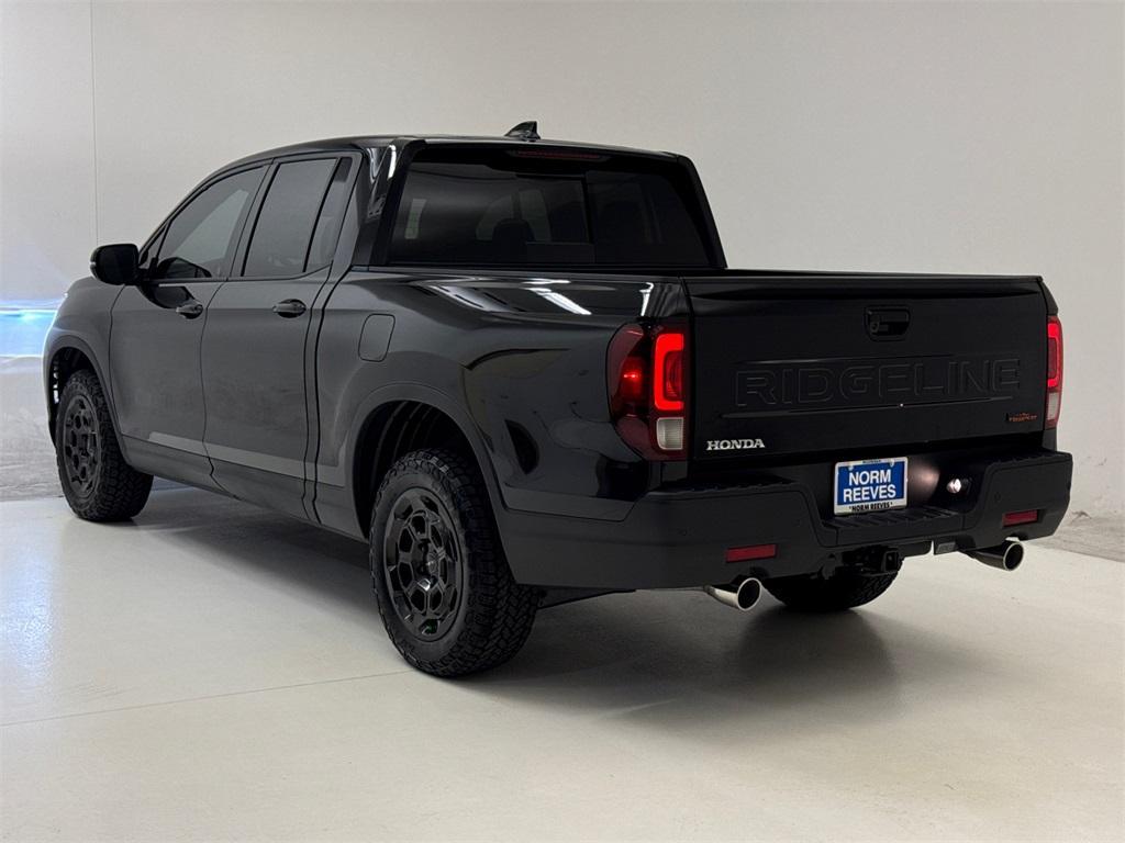new 2025 Honda Ridgeline car, priced at $45,580