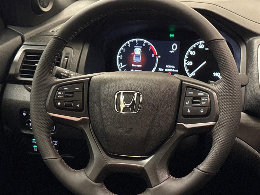 new 2025 Honda Ridgeline car, priced at $45,580