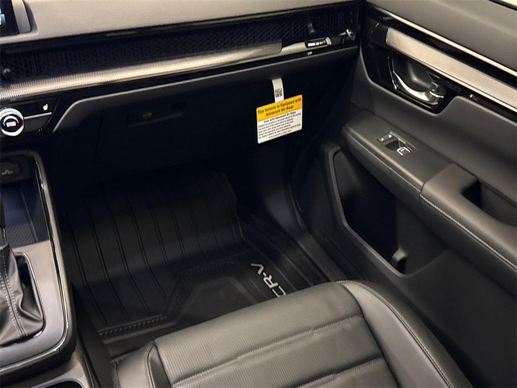 new 2025 Honda CR-V car, priced at $35,206