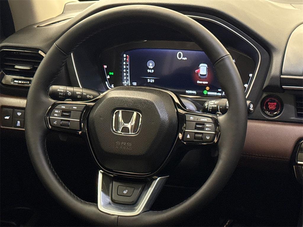 new 2025 Honda Pilot car, priced at $50,705