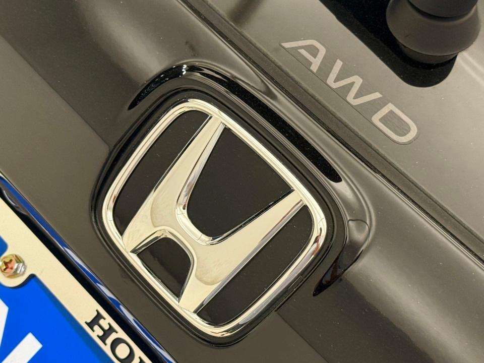used 2025 Honda CR-V Hybrid car, priced at $37,887