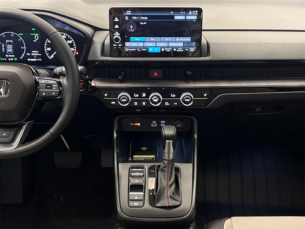 new 2025 Honda CR-V Hybrid car, priced at $40,386