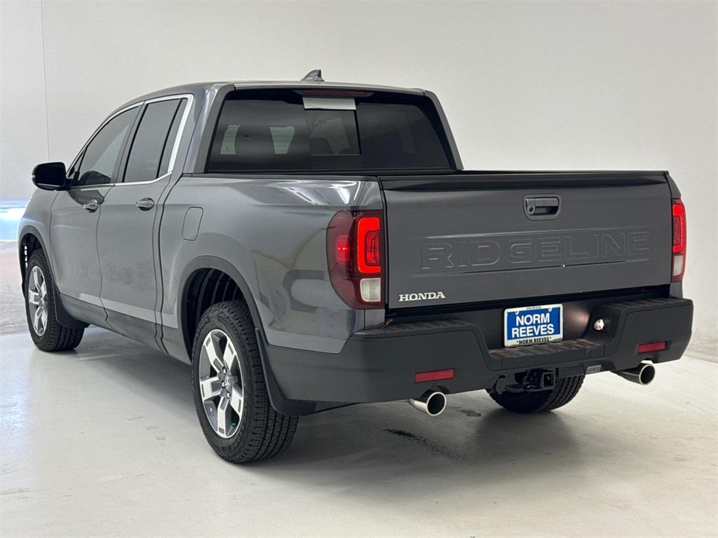 new 2025 Honda Ridgeline car, priced at $42,375