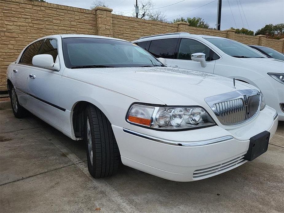 used 2011 Lincoln Town Car car, priced at $9,874