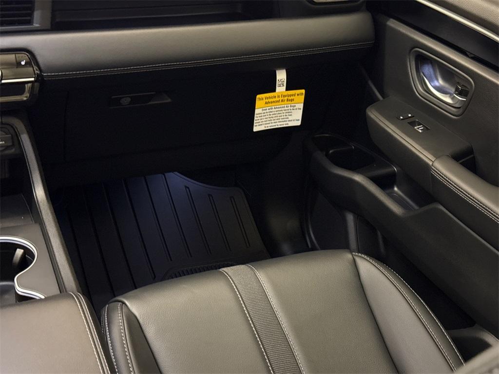new 2025 Honda Pilot car, priced at $47,759