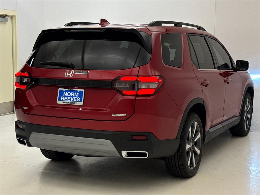 new 2025 Honda Pilot car, priced at $47,759