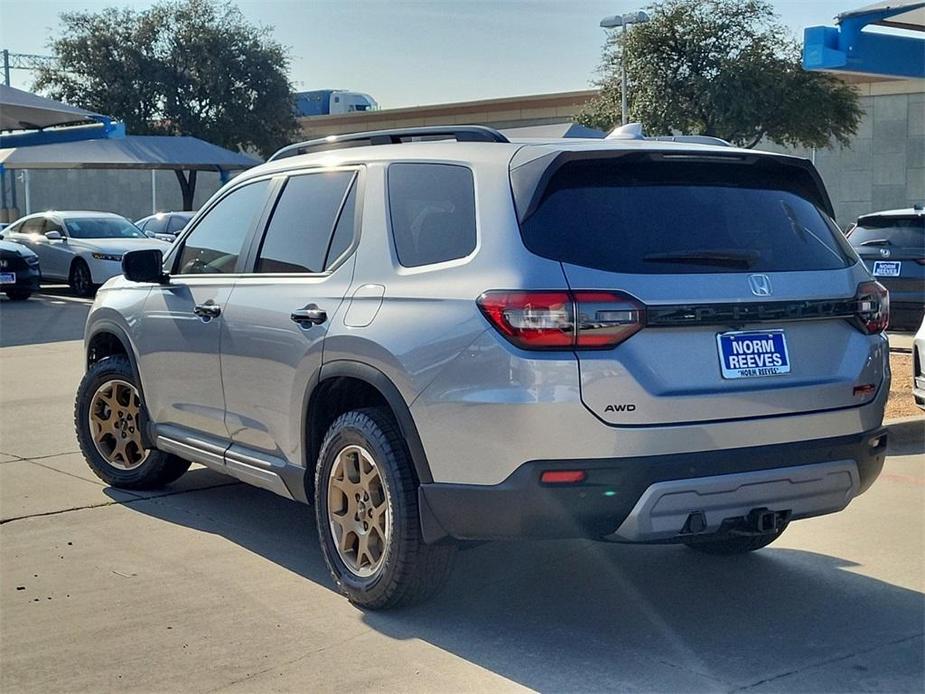 new 2024 Honda Pilot car, priced at $52,500