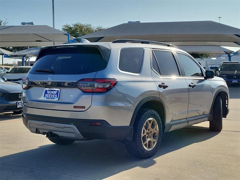 new 2024 Honda Pilot car, priced at $52,500