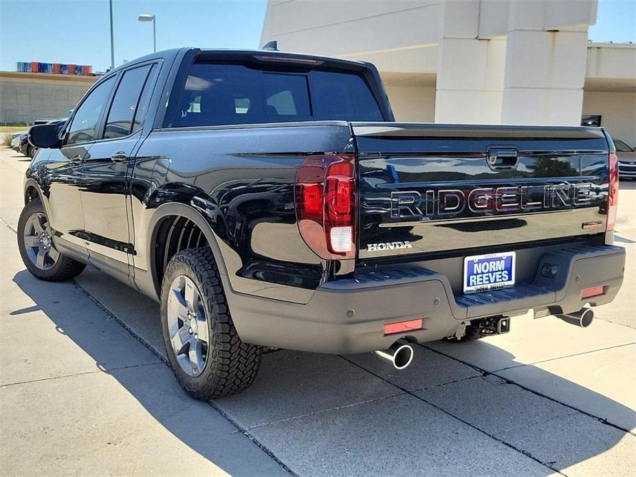 new 2024 Honda Ridgeline car, priced at $43,355