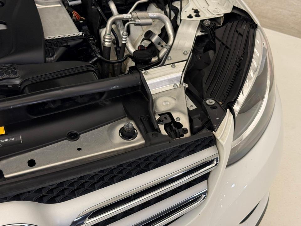 used 2018 Mercedes-Benz GLC 300 car, priced at $15,011