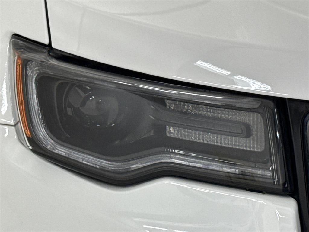 used 2022 Jeep Grand Cherokee WK car, priced at $25,697