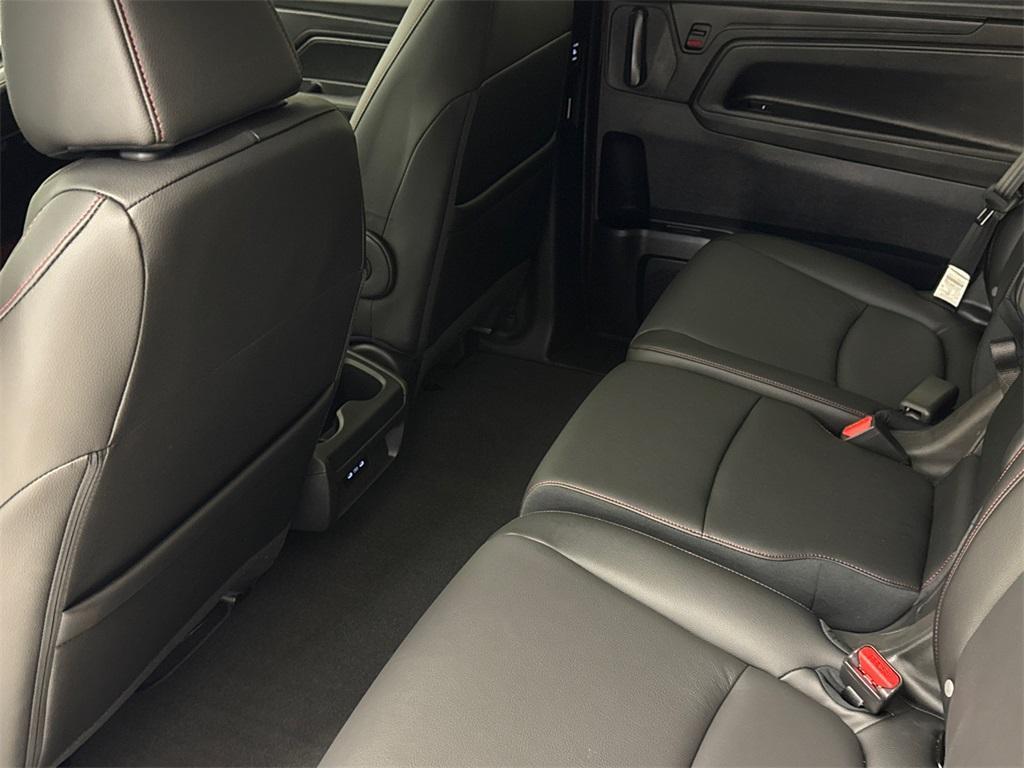 new 2025 Honda Odyssey car, priced at $42,322