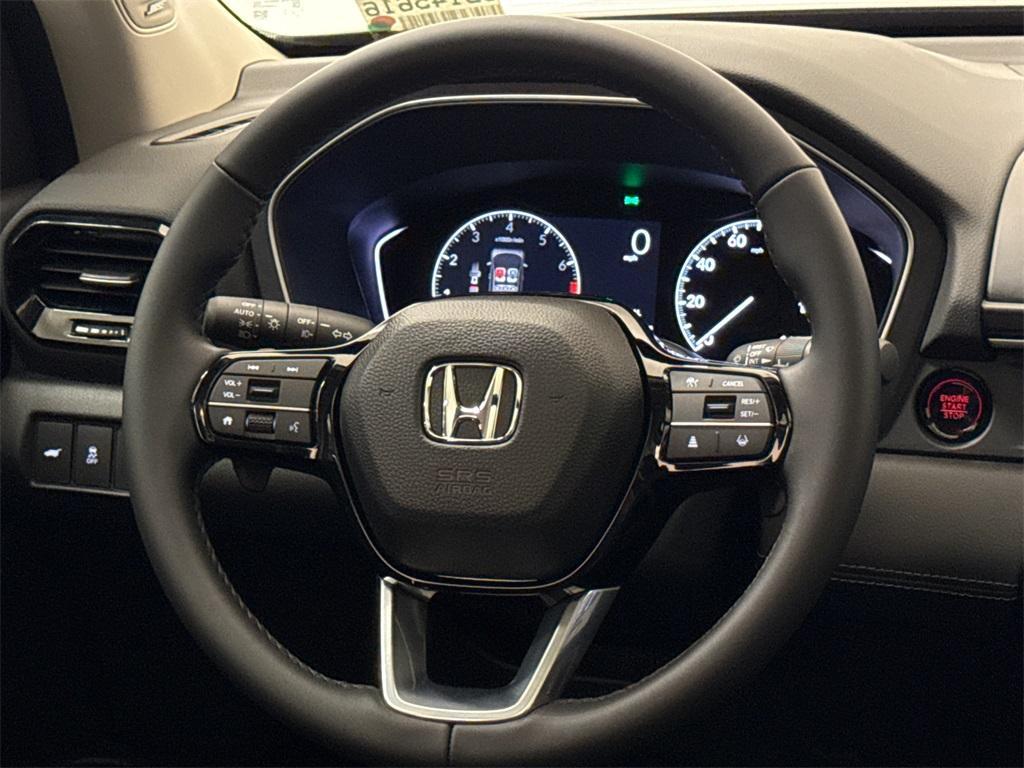 new 2025 Honda Pilot car, priced at $47,800