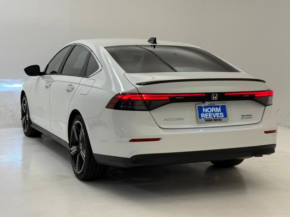 new 2025 Honda Accord Hybrid car, priced at $33,701