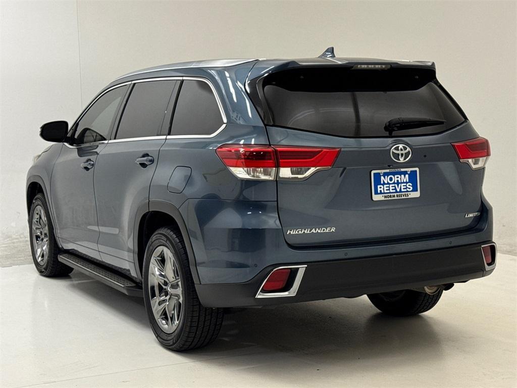 used 2019 Toyota Highlander car, priced at $32,608