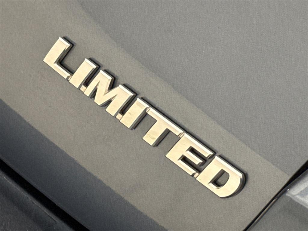used 2019 Toyota Highlander car, priced at $32,608
