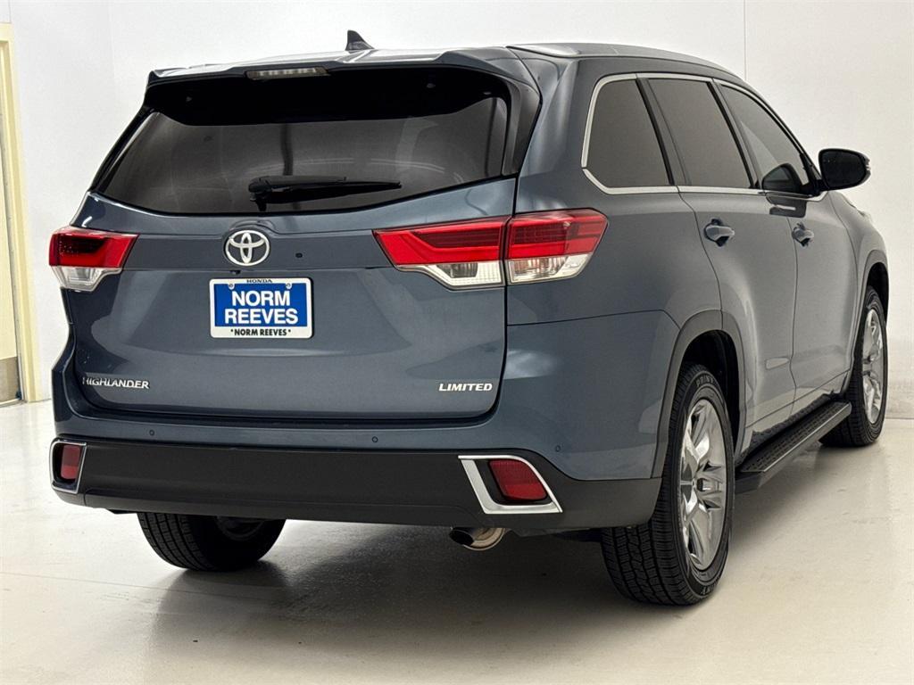 used 2019 Toyota Highlander car, priced at $32,608