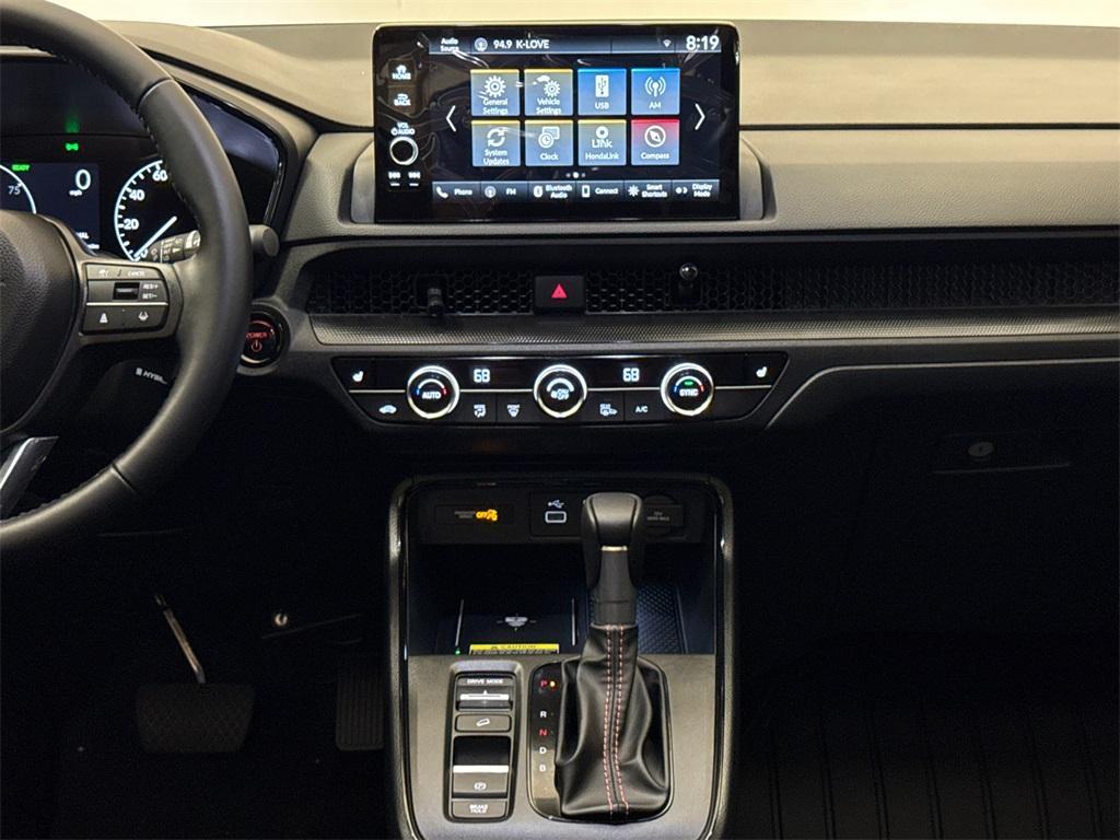 new 2025 Honda CR-V Hybrid car, priced at $41,000
