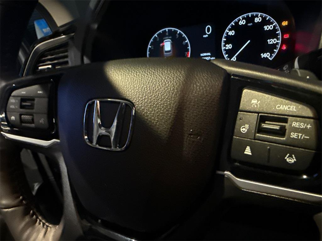 new 2025 Honda Odyssey car, priced at $51,585