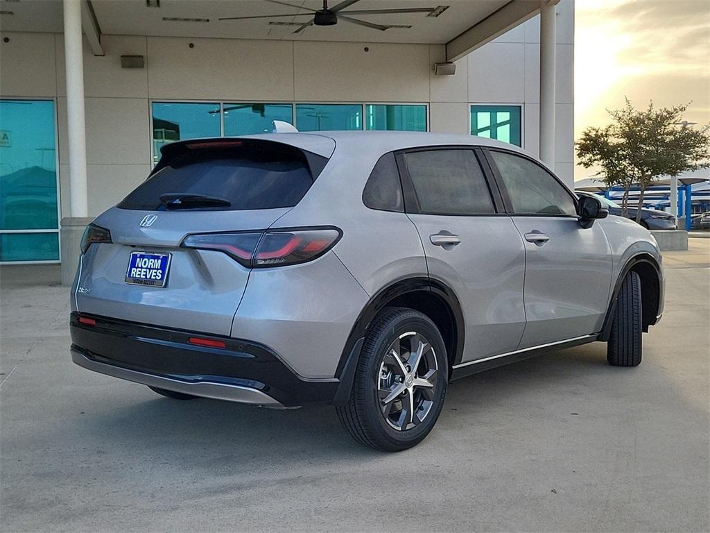 new 2025 Honda HR-V car, priced at $30,250