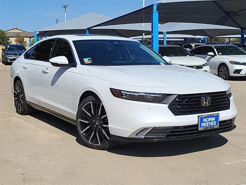 new 2025 Honda Accord Hybrid car, priced at $37,499