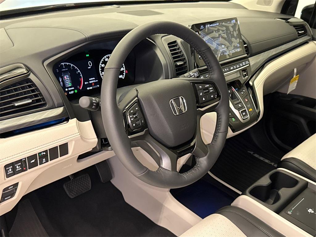 new 2026 Honda Odyssey car, priced at $49,051