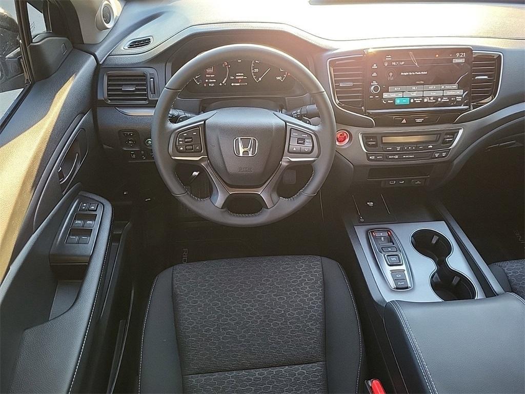 new 2025 Honda Ridgeline car, priced at $40,623