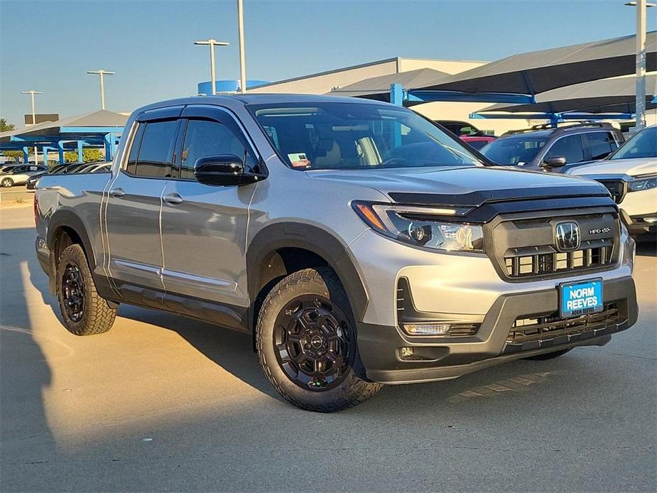 new 2025 Honda Ridgeline car, priced at $42,445