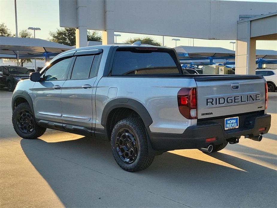 new 2025 Honda Ridgeline car, priced at $42,445